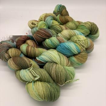 Sockenwolle handgefärbt
