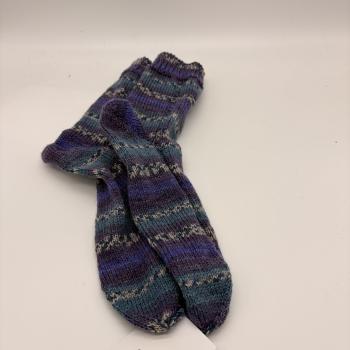 handgestrickte Socken Gr. 40/41 - blau-violett