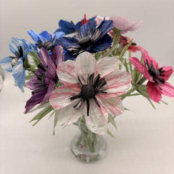 Anemonen aus Papiergarn