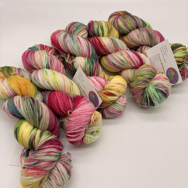 Sockenwolle Merino hightwist handgefärbt