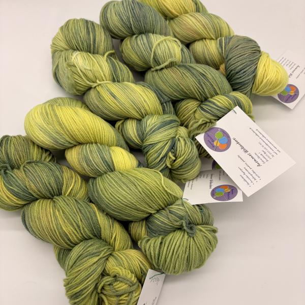 Sockenwolle Merino hightwist handgefärbt