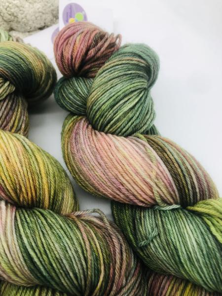 Sockenwolle Merino hightwist handgefärbt