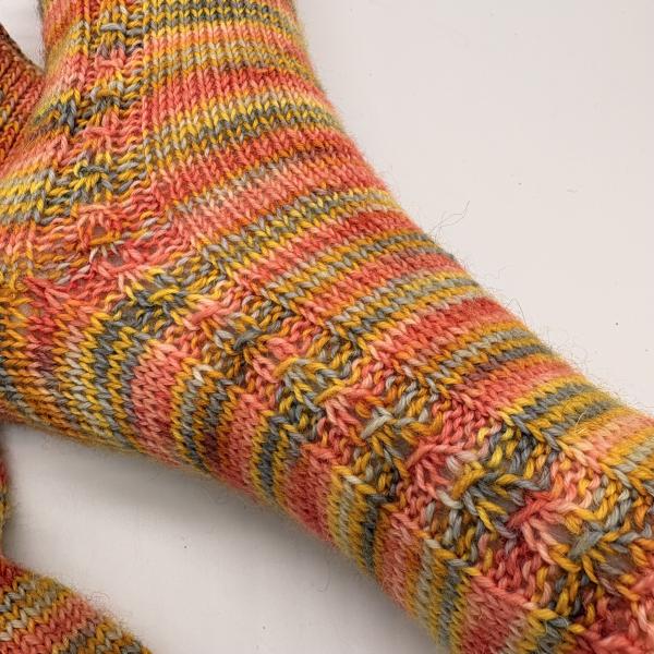 handgestrickte Socken Gr. 30-32 orange-grün handgefärbt